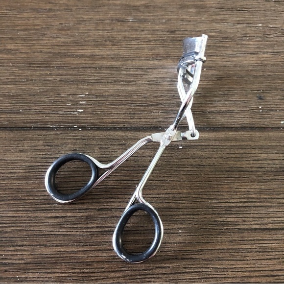Julep eyelash curler - Picture 1 of 2